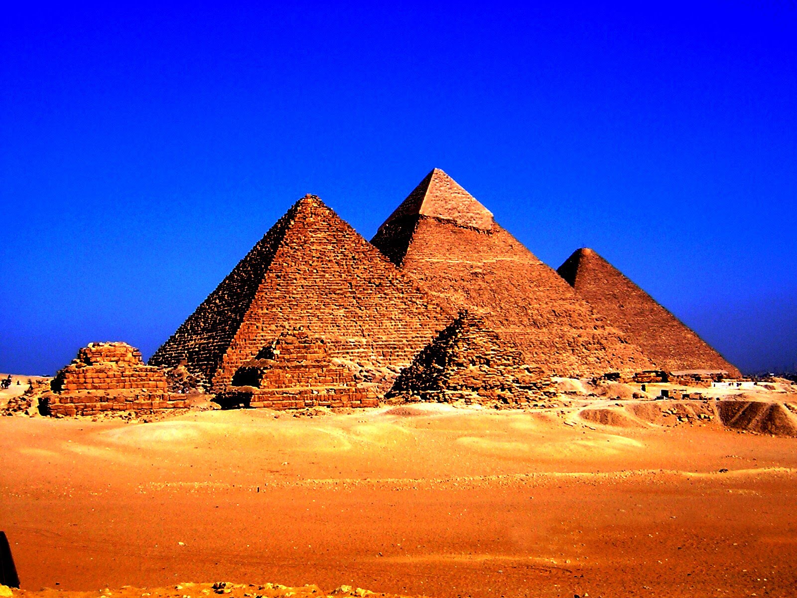 Египет. Пирамида Хеопса. Египет пирамидалары. Древнейшая пирамида Египта пирамида. Достопримечательности Египта пирамиды.